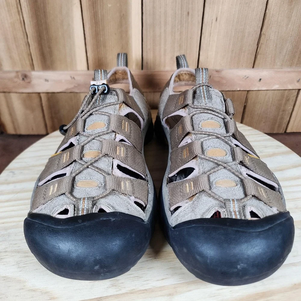 Keen Newport‎ H2 Sandals Mens Size 9.5 Brown Hiking Water Shoes Closed Toe